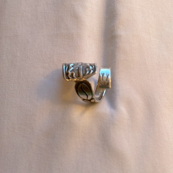 Vintage 925 Silver Spoon Ring with Cross and Crown; Says Cartagena Colombia - Picture 2 of 6